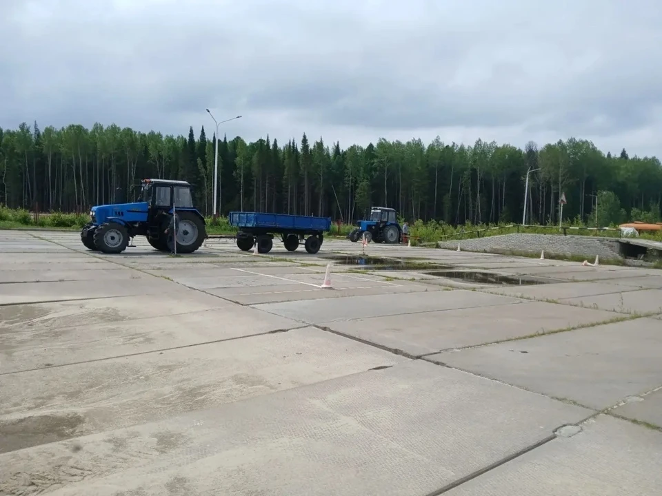 Выпускники БУ "Междуреченского Агропромышленного Колледжа" успешно сдали экзамены и получили удостов