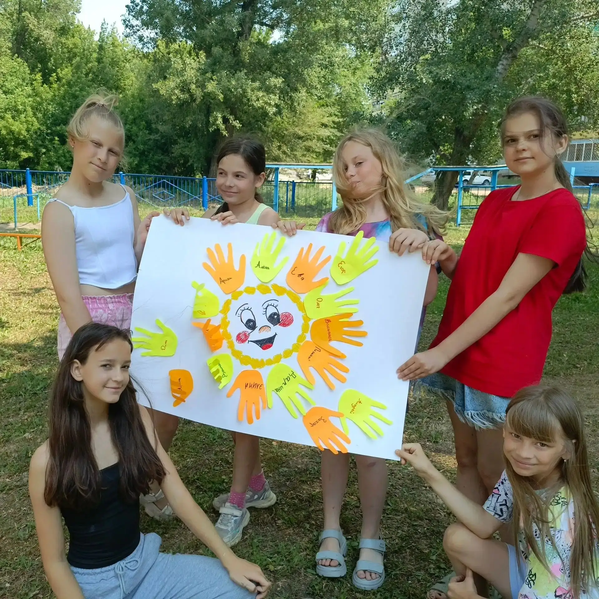 🌞Солнышко в ладошке — так прошел наш сегодняшний мастер-класс! Творчество, улыбки и море позитива!�