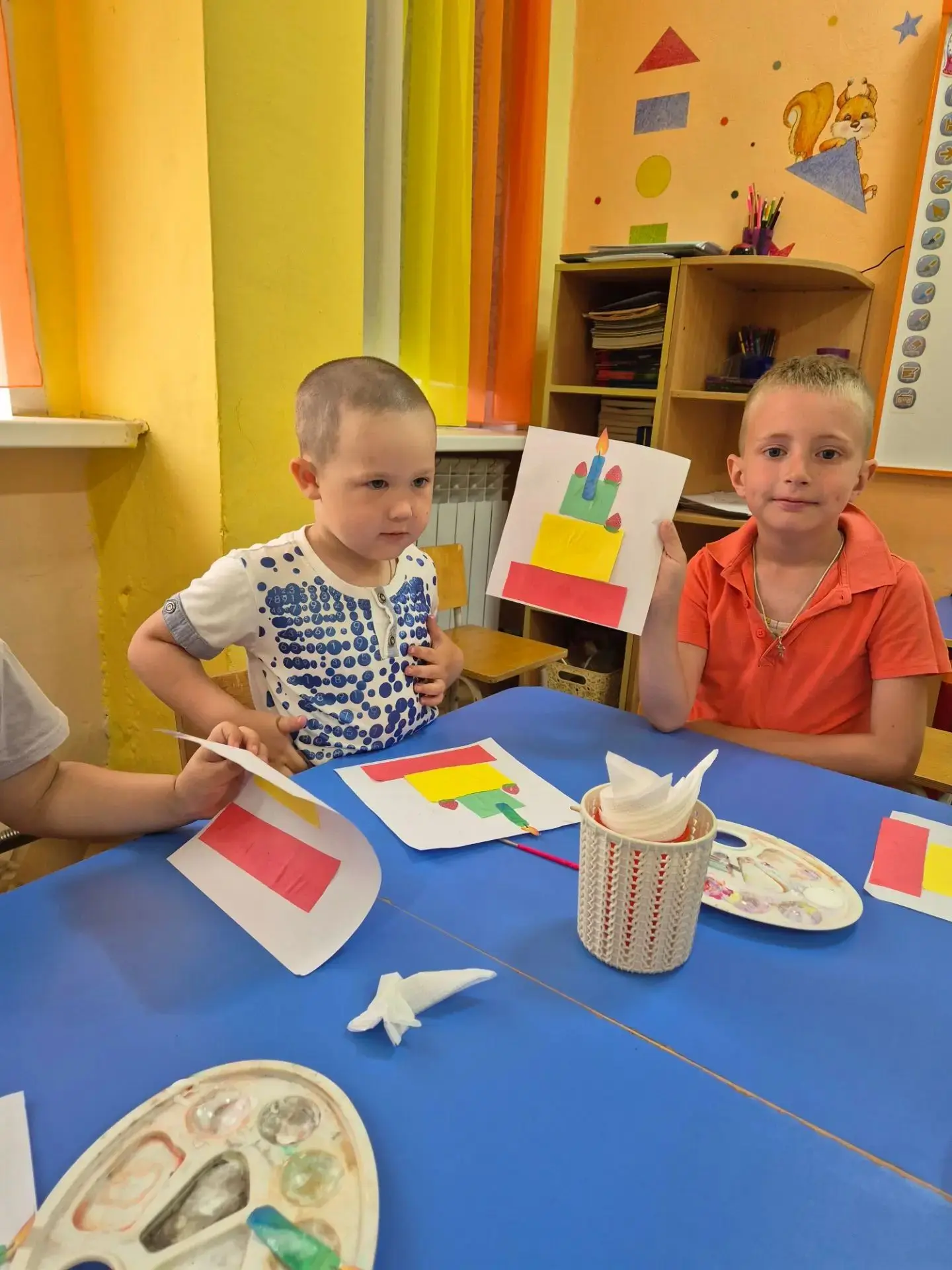 🎉 СЕГОДНЯ У НАС ПРАЗДНИК! 🎉

А вы знаете, что бывает, когда в одной группе живут самые талантливые