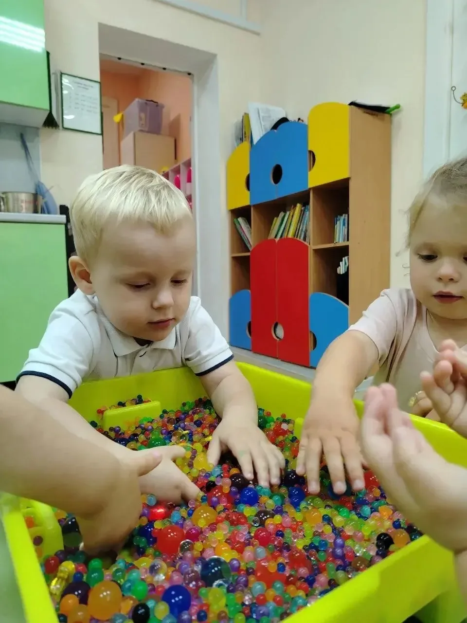 Поздравляем с Днём знаний и началом нового учебного года! 🥳 Пусть он будет для деток и...