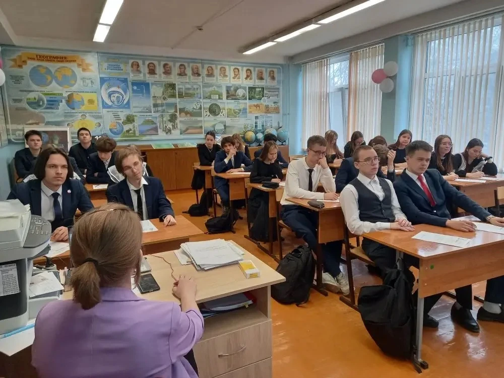 🇷🇺Сегодня наши ученики, родители и педагоги присоединились к международной патриотической акции «Дик