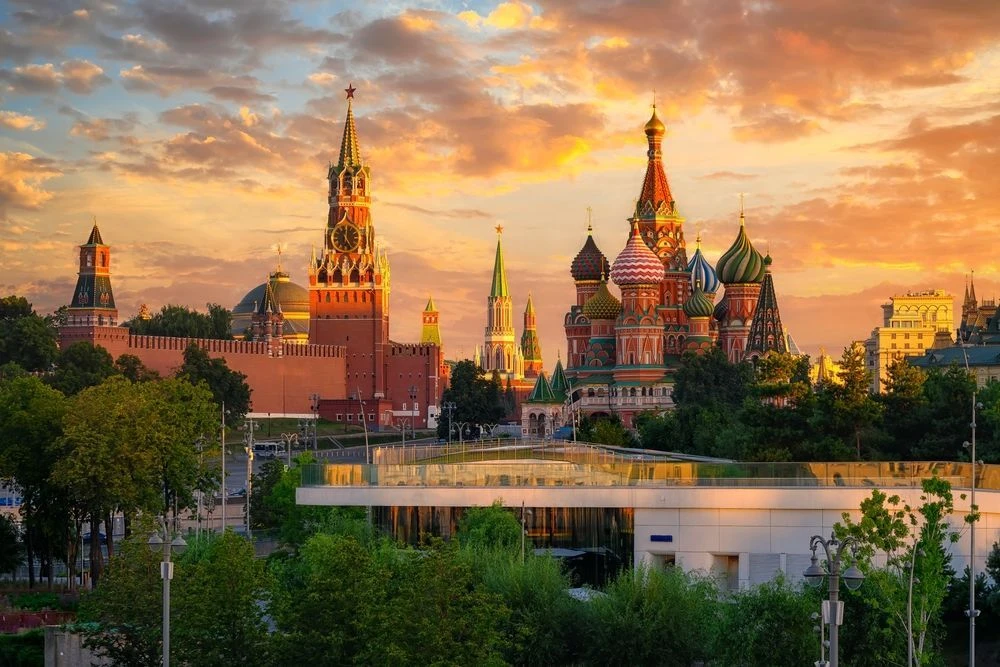 Москва — столица России, город федерального значения, административный центр Центрального федерально