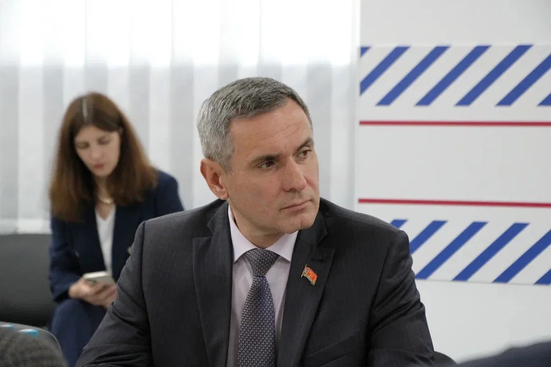 Вопрос школьного питания — один из самых чувствительных для семей.