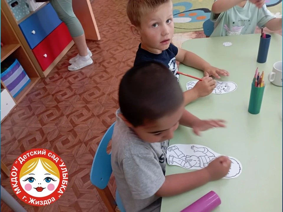 🌈Тематическая неделя в группе «Радуга» прошла под девизом «Физкульт — ура!». Её целями...