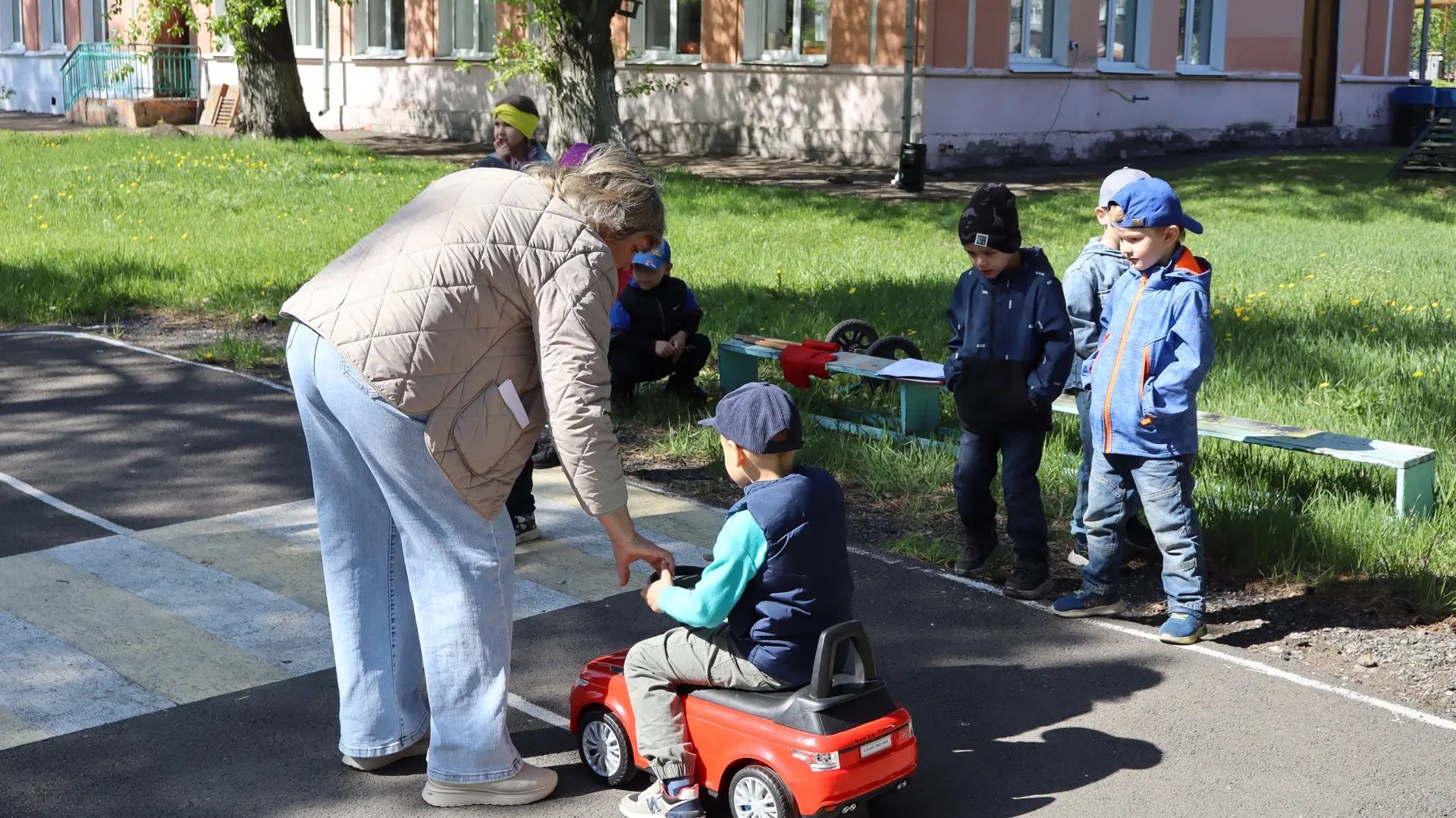 К нам наконец-то пришло лето, ☀️а это значит, что автогородок 🚘начал свою работу в Дом...