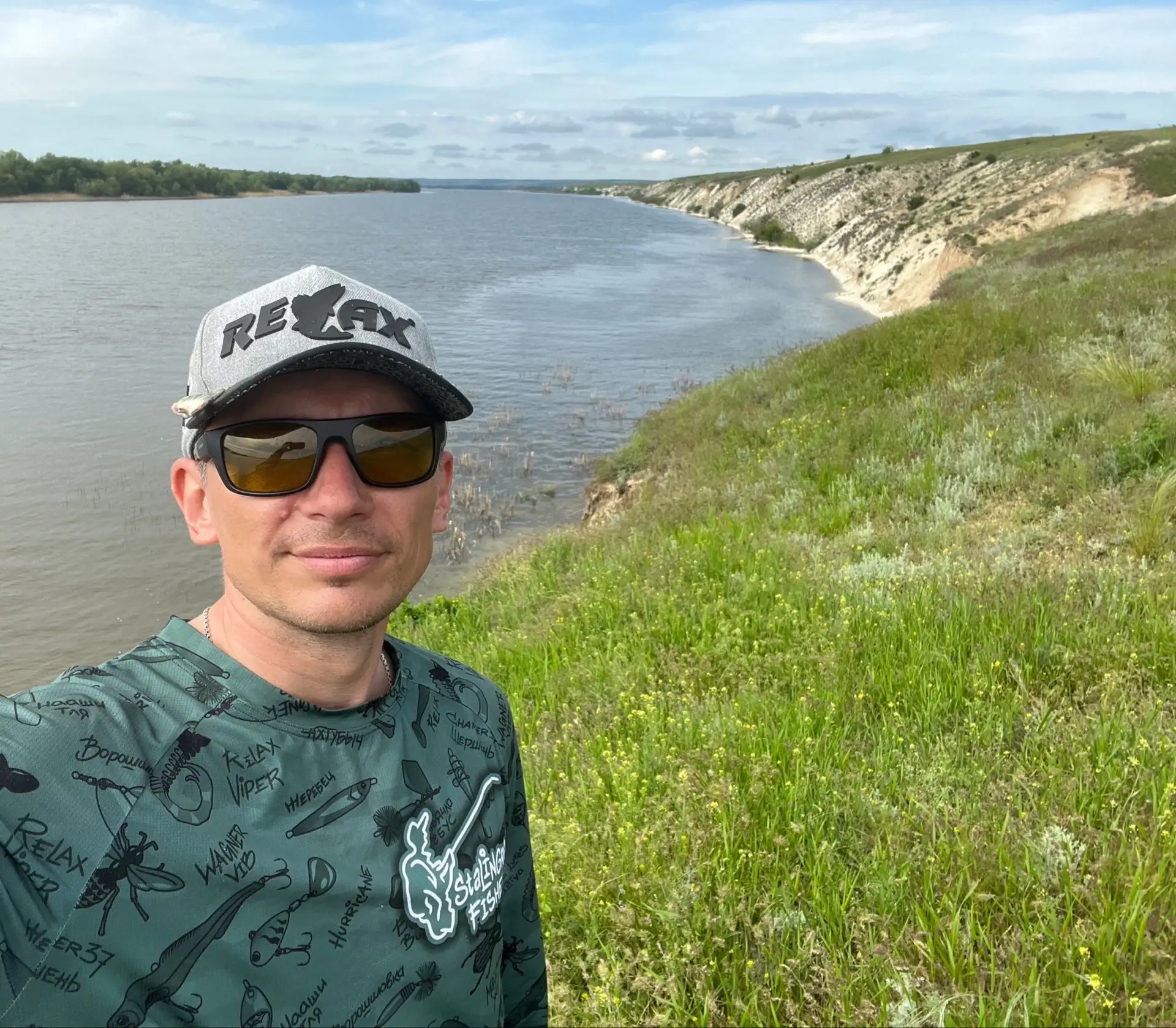 Перед отъездом успел сгонять на а реку Дон. Высокий уровень воды преследует меня в этом году везде, 