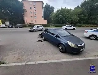 🏍️ В Тольятти мотоциклист пострадал в ДТП с двумя автомобилями.

Авария произошла 27 июля в Централ