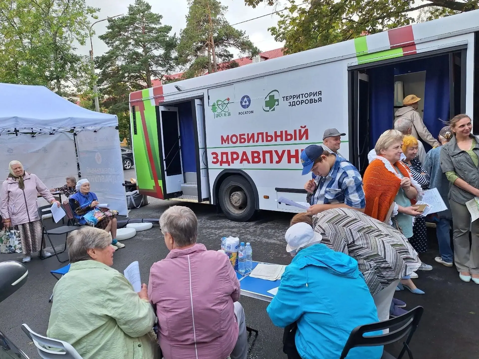 У жителей Соснового Бора появилась возможность пройти первый этап диспансеризации рядом с домом. В т