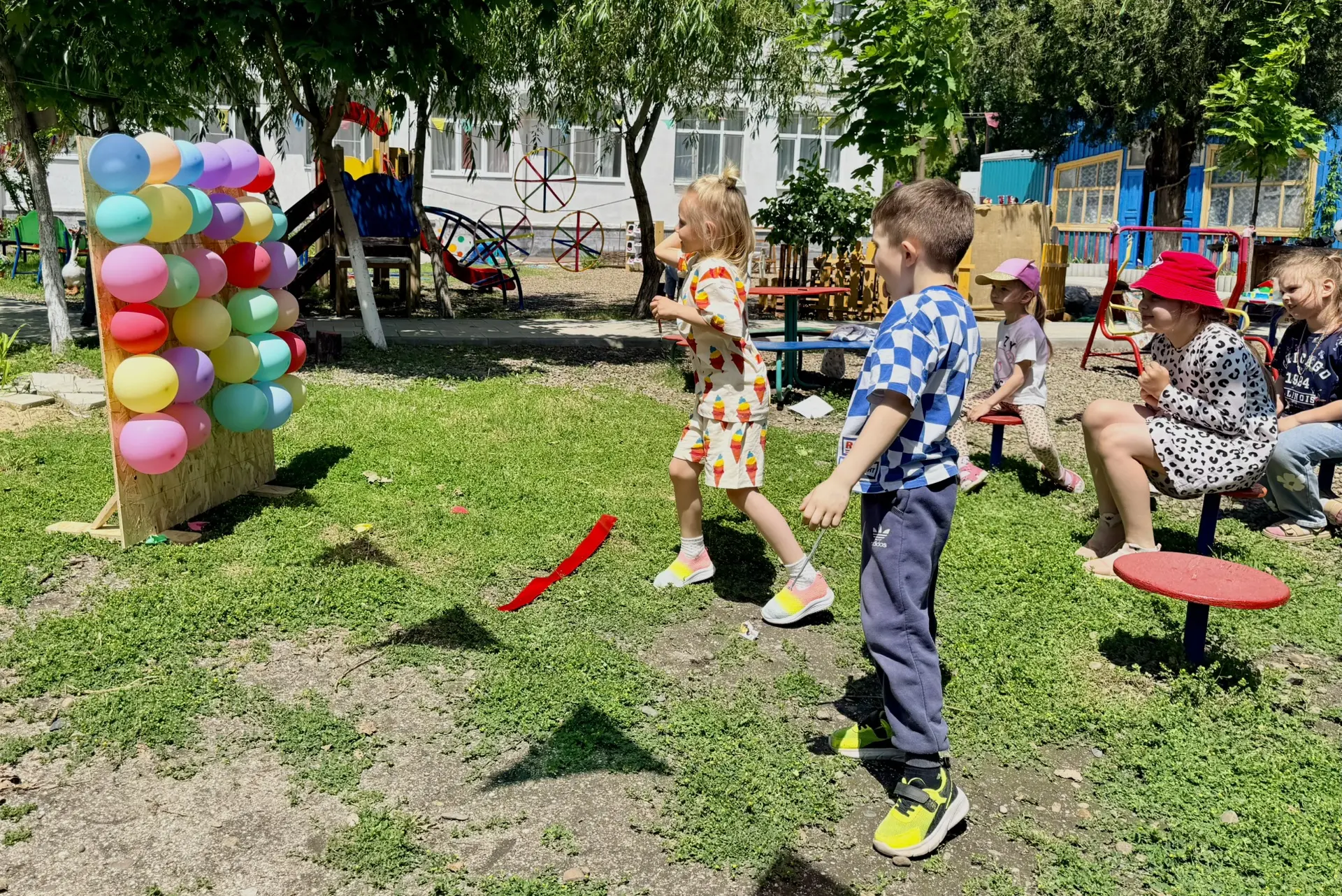 ☀️ Свежий воздух и звонкий смех — идеальное сочетание!