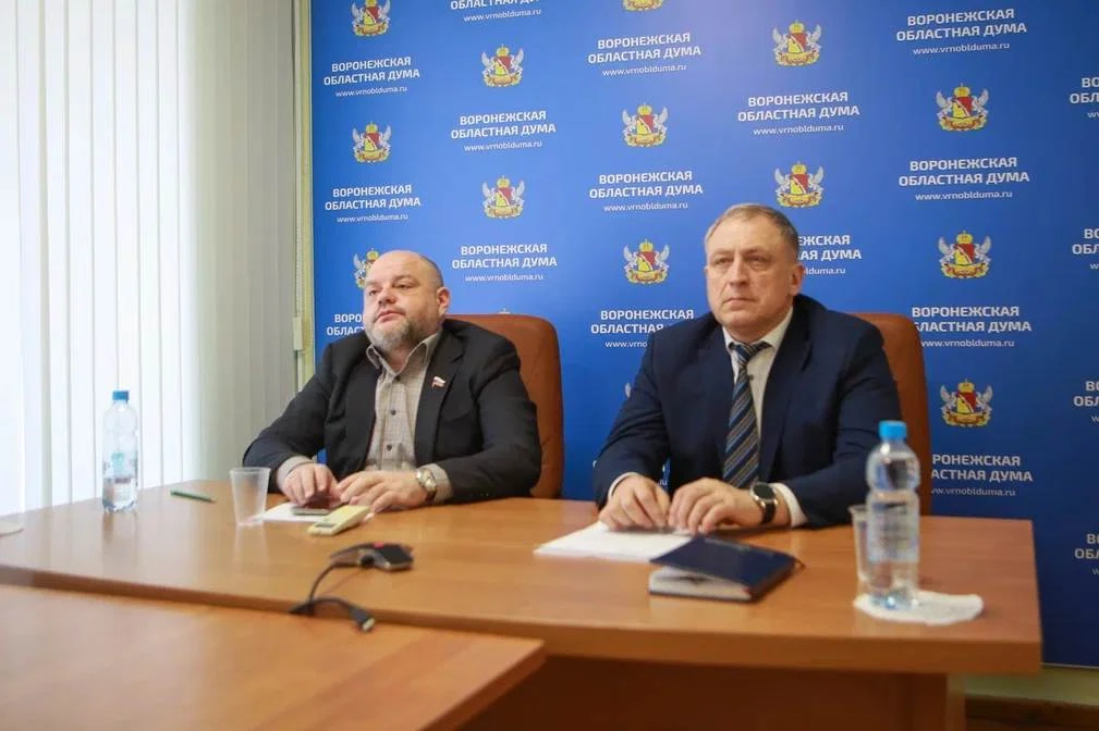 Сегодня, 19 марта, председатель КСП Воронежской области Игорь Селютин совместно с предс...