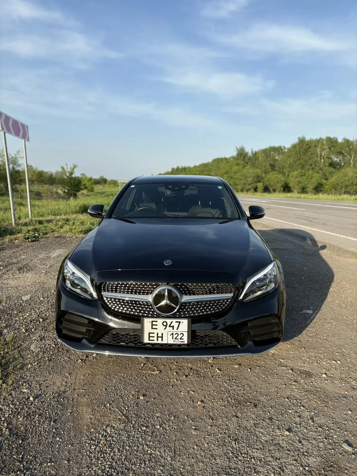 Продам МБ с-200, пригнан с Японии, пробег 27 тыс, состояние нового автомобиль, цена 2.550,есть небол