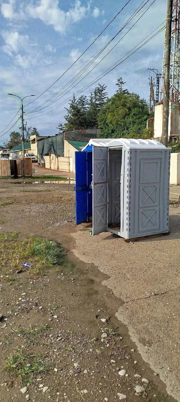 Бархатный сезон на туапсинском городском пляже. Извините за подробности, конечно. Но в ...