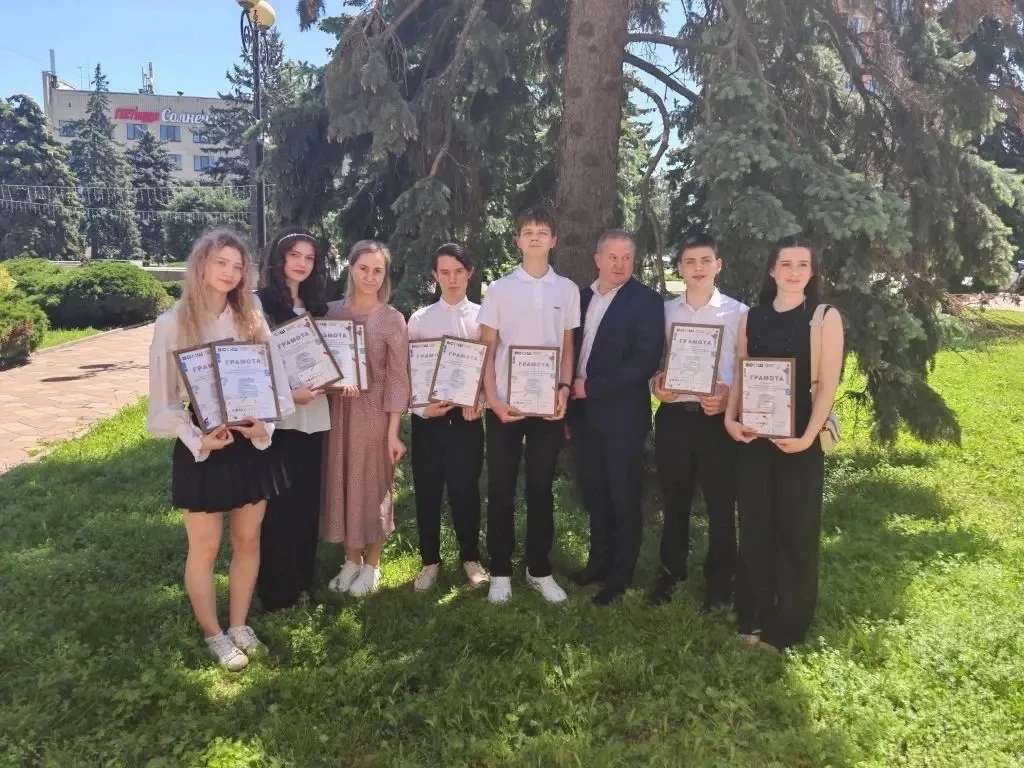 💫 Сегодня в Администрации г. Азова состоялось торжественное мероприятие, посвящённое чествованию поб