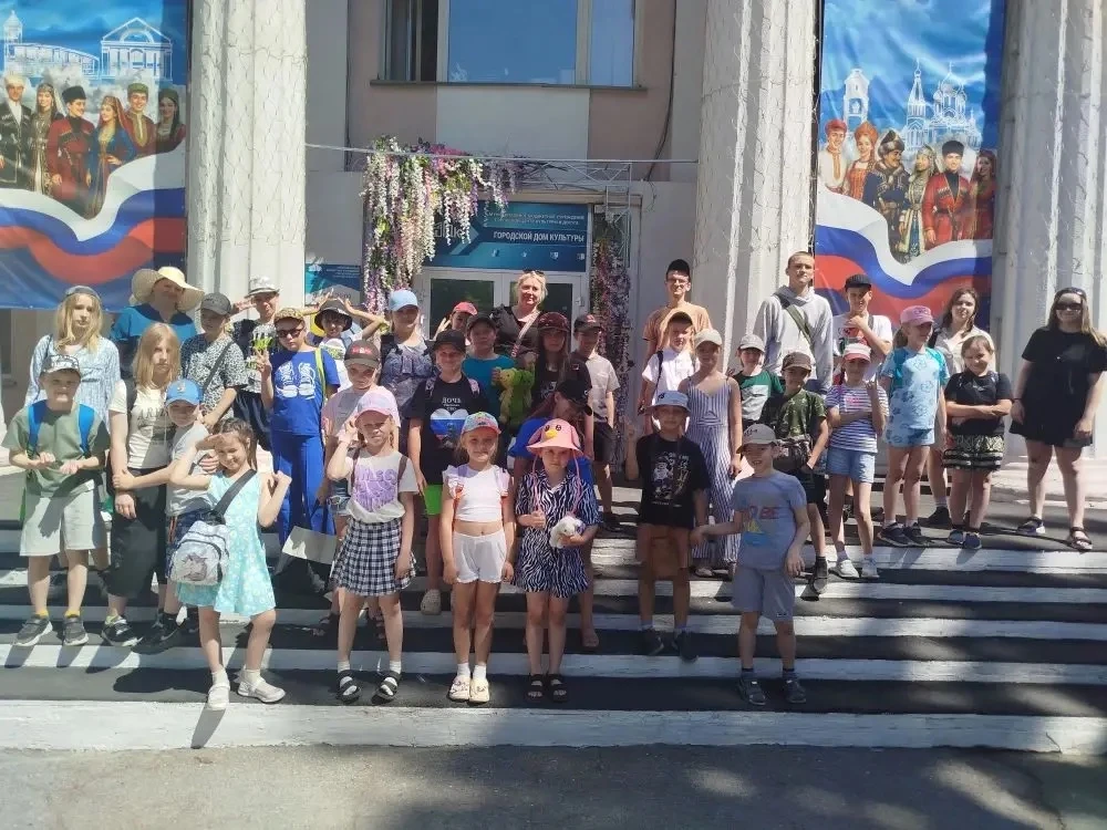 ✨Пятый день пришкольной площадки✨

Сегодняшний день был настоящим праздником, посвященным гению Алек
