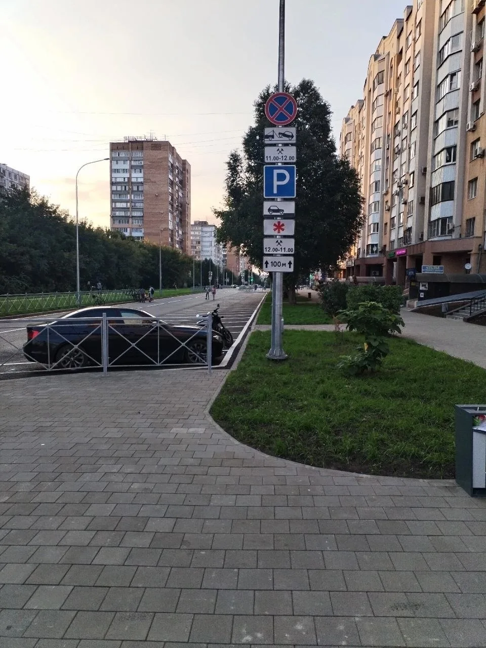 На отремонтированной улице Дачной запретили парковаться с 11 до 12 часов по будням.