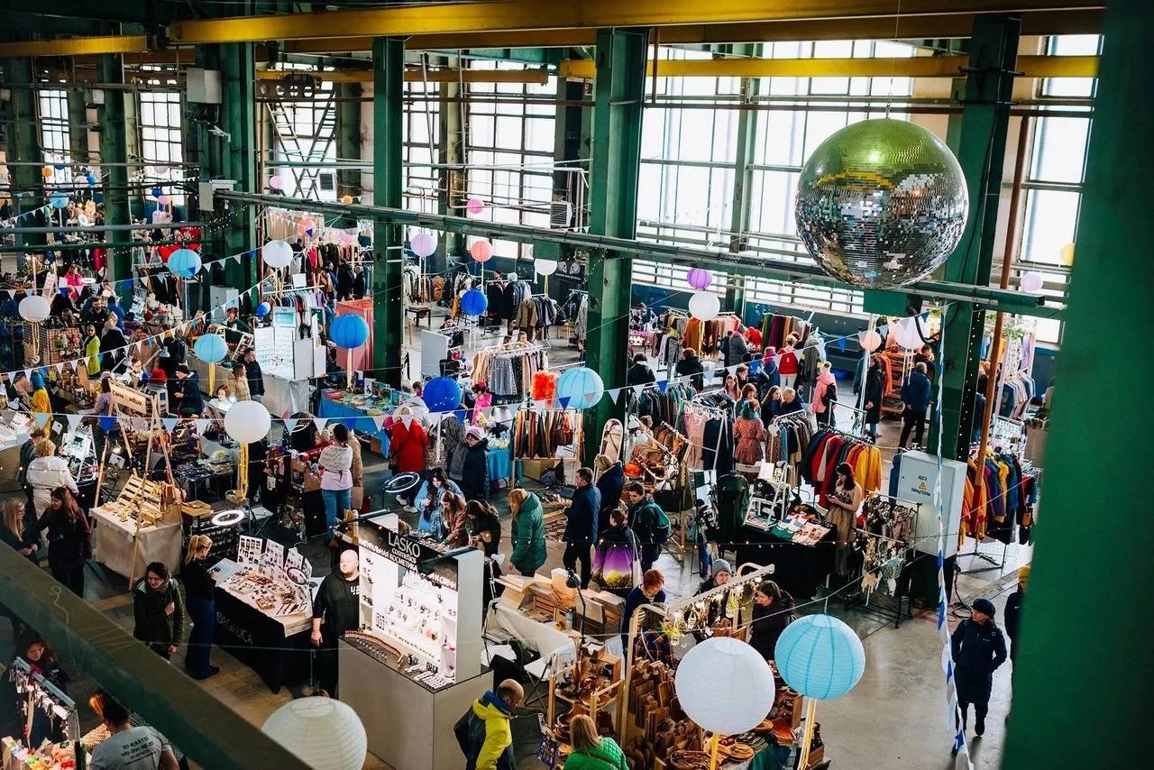 🛍️ Петербургская ярмарка возвращается в «Севкабель Порт»  

1 и 2 августа в «Севкабель Порту» вновь