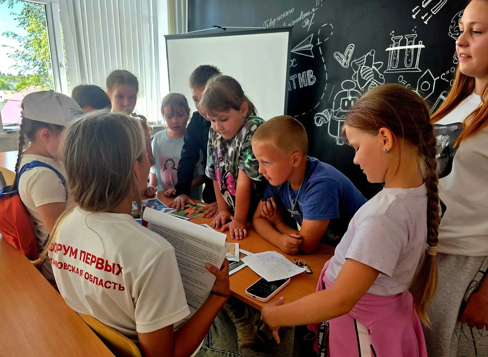 💫Сегодня юные  Орлята России погрузились в тайны народов нашей страны. 
Девчонки и мальчишки прошли