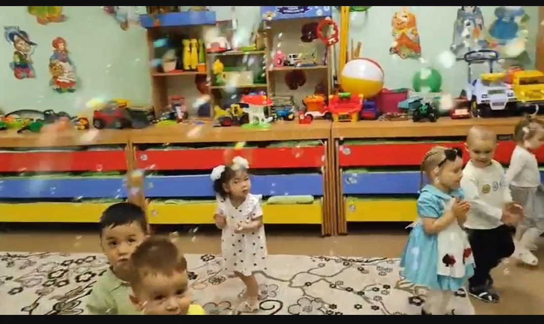 🎈 Наш весёлый День защиты детей! 🎈

Сегодня малыши из первой младшей группы #1 с самого утра были 