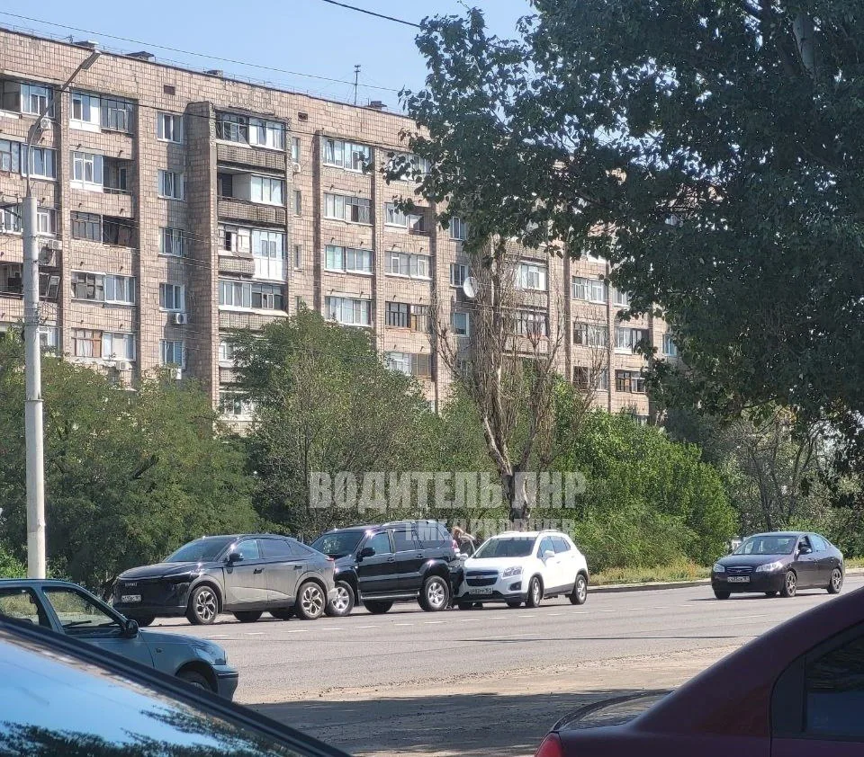Тройное ДТП на Линева в Луганске