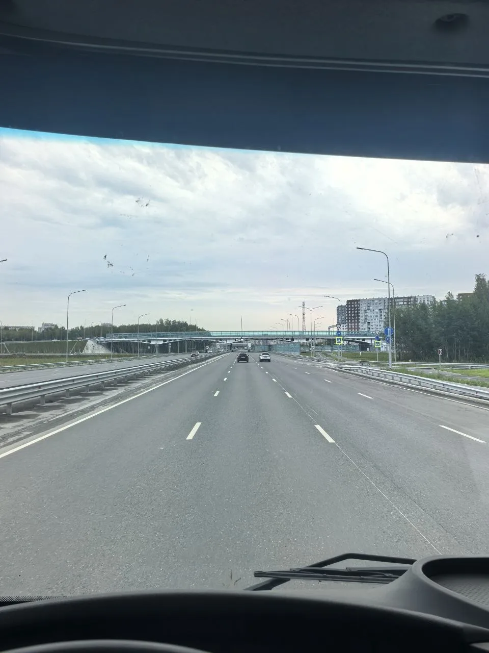 С добрым утром
У нас сегодня облачно 25°