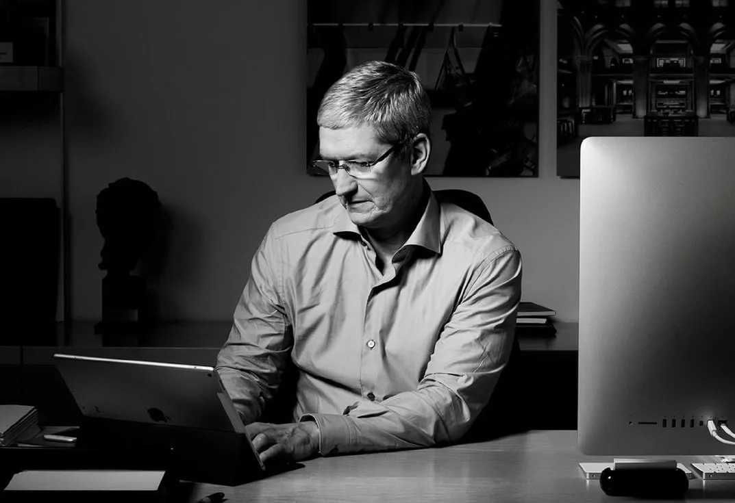 ❗️Тим Кук покинул пост главы Apple после 15 лет руководства компанией