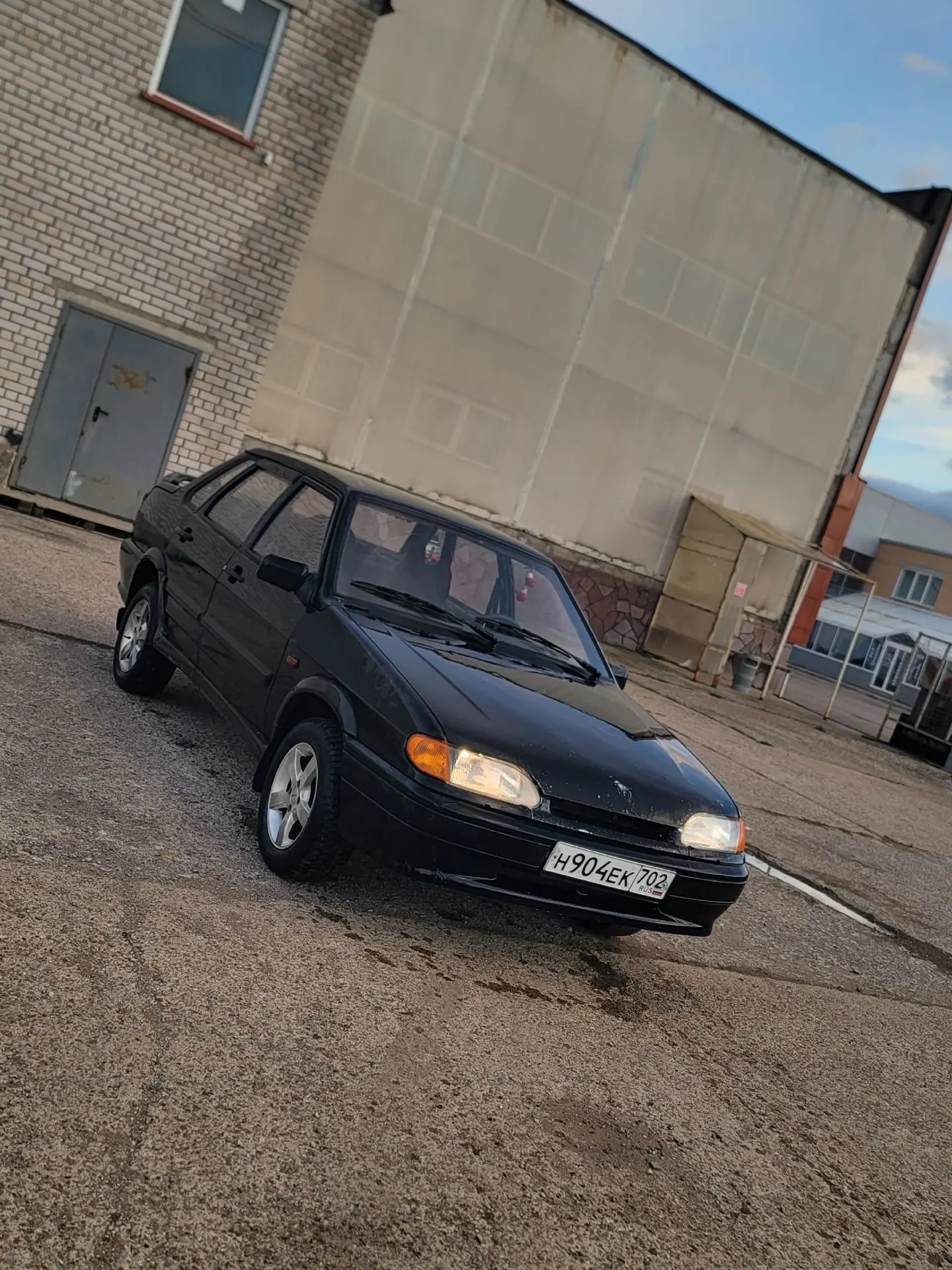 В продаже ваз 2115