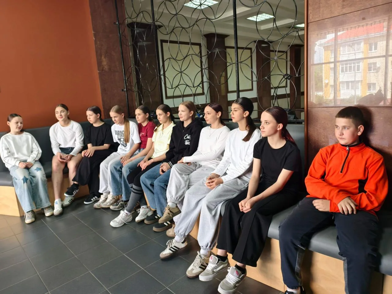 🌊 Безопасность на воде: провели важную беседу с ребятами

Лето в самом разгаре, а это значит, что с