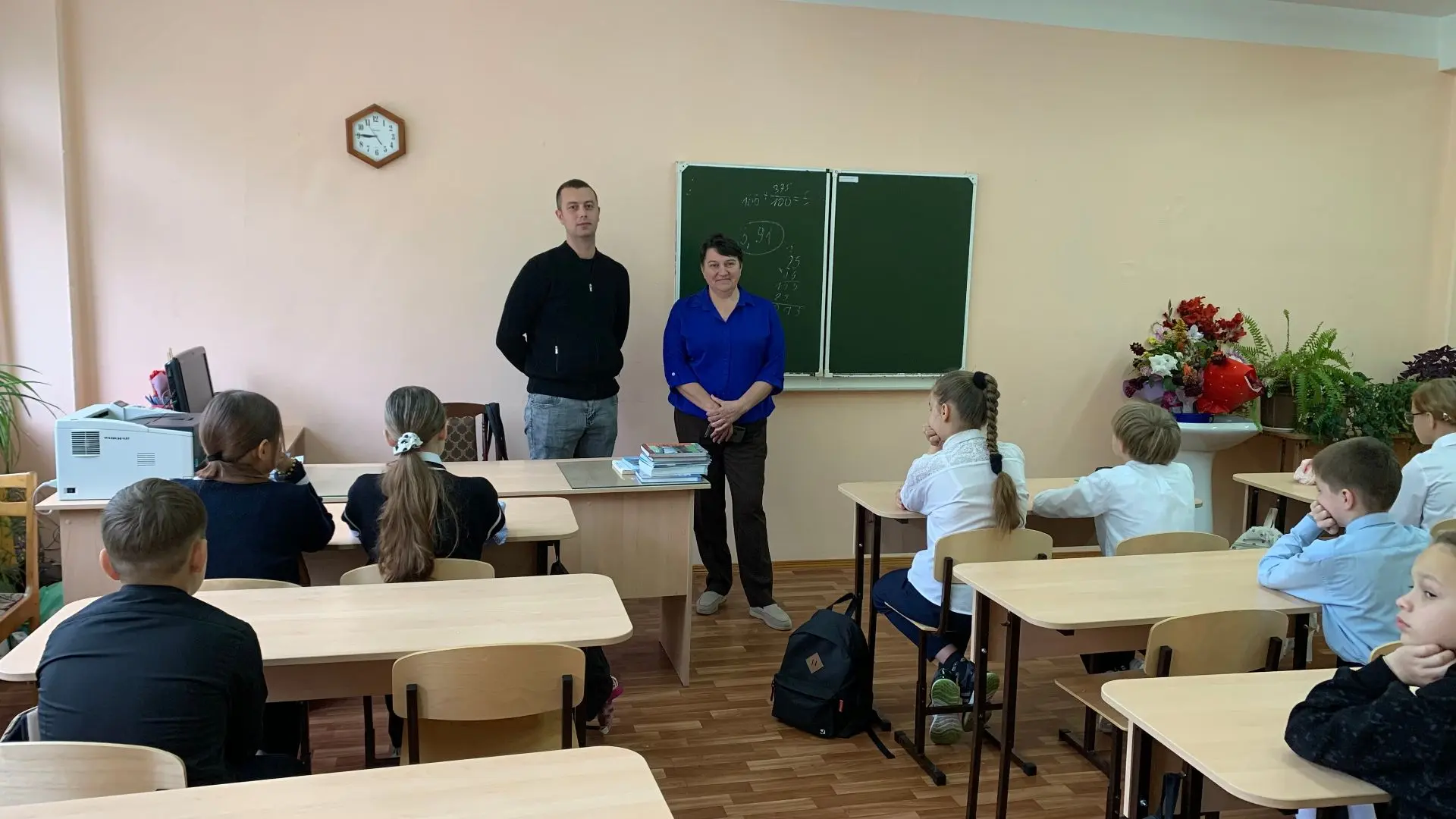 Сегодня в рамках «Разговоров о важном» и проекта «Шаг в мирную жизнь» для пятикласснико...