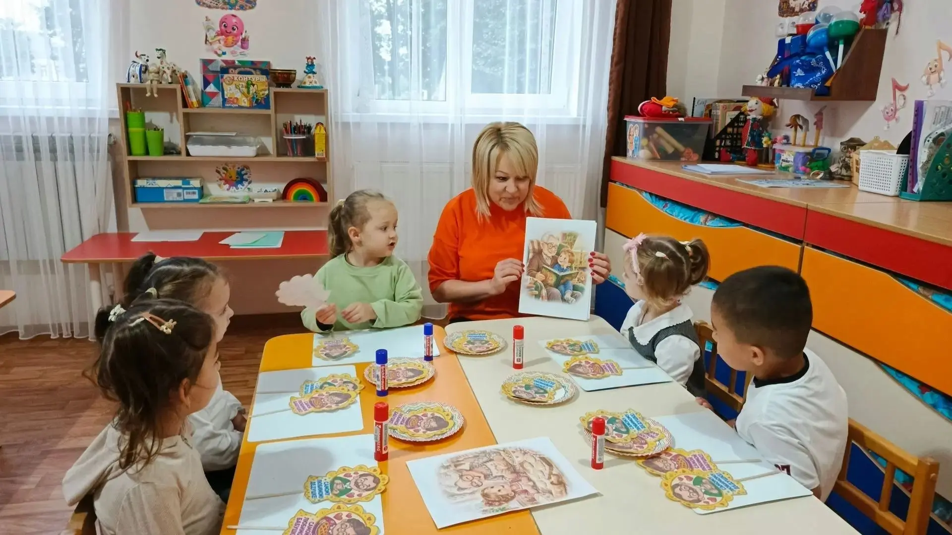 1 октября — ДЕНЬ ДОБРА И САМЫХ ТЁПЛЫХ ОБЪЯТИЙ🫂👵🧓