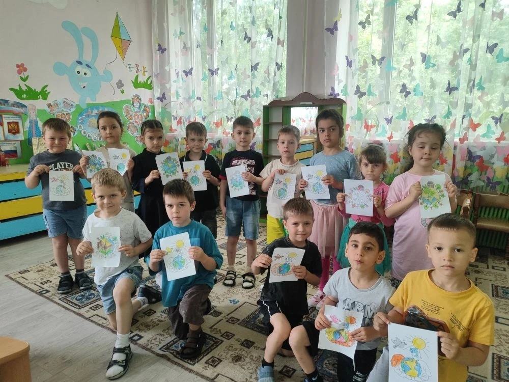 5 июня  - Российский день эколога и Всемирный день окружающей среды.  В группе "Звездоч...