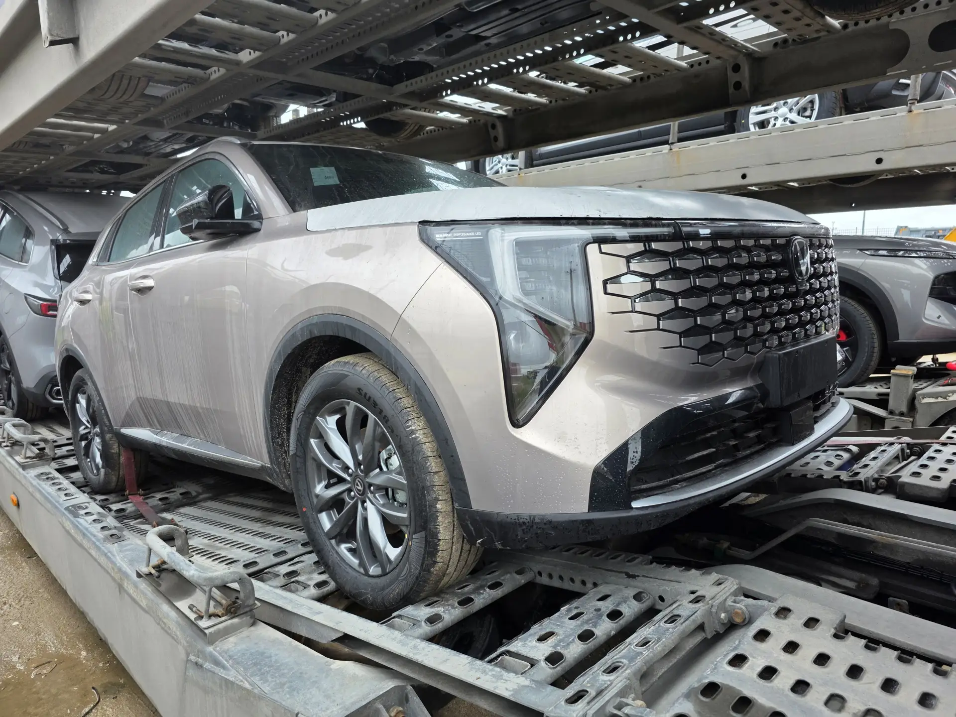 Changan UNI-S: два мотора — 181 и 147 л.с., полный привод BorgWarner и оцинковка