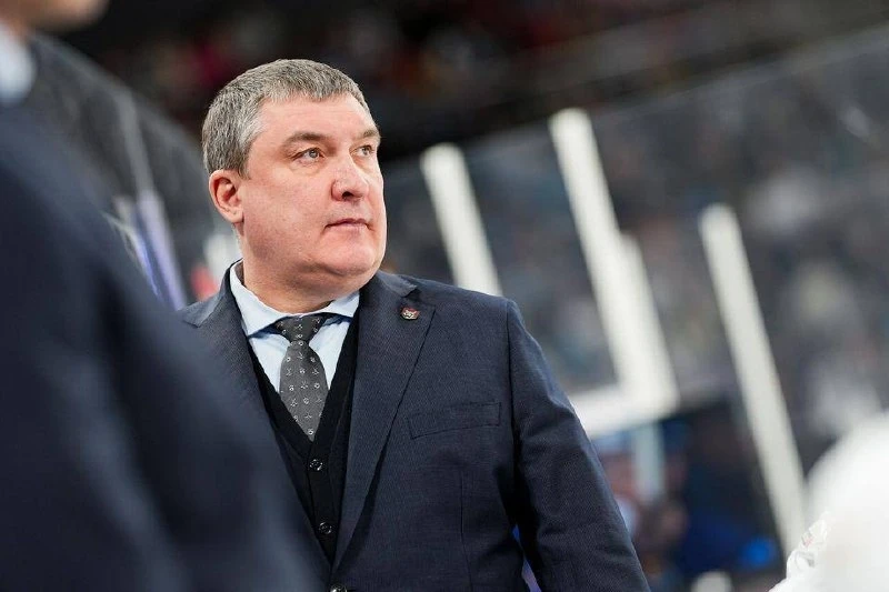 Анвар Гатиятулин заключил новый контракт с хоккейным клубом «Ак Барс» с годовым вознаграждением в ра
