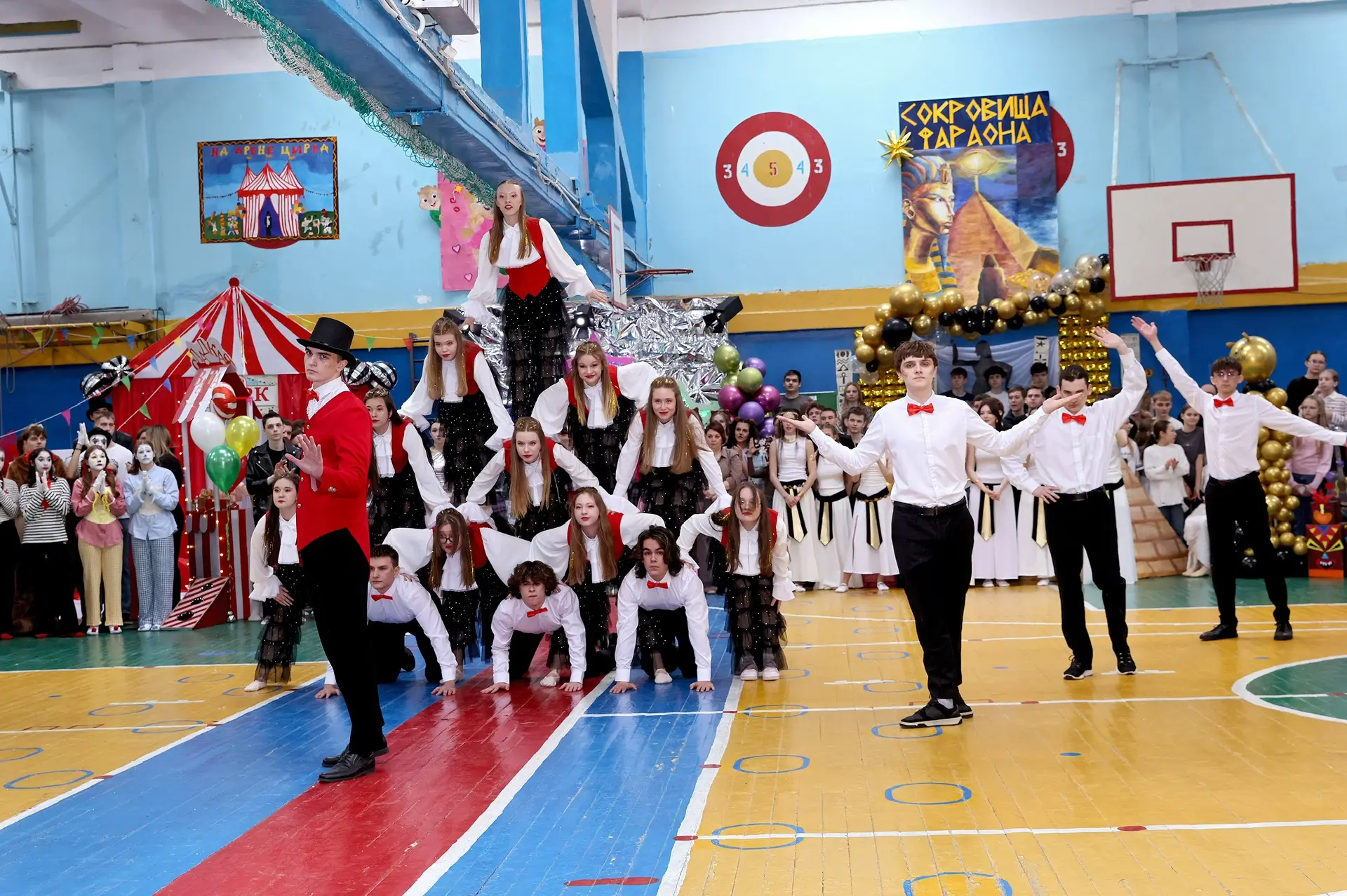 🚀 Это было грандиозно! Как прошло «А ну-ка, девушки» среди 10-11 классов?  Сегодня  в нашем лицее бы