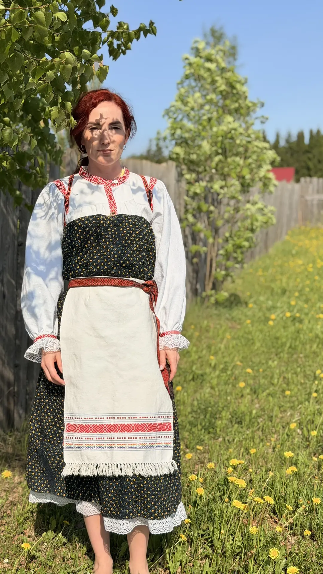 Собираю собственный коми-пермяцкий костюм☺️ На данный момент костюм собран на 80%. У меня есть главн