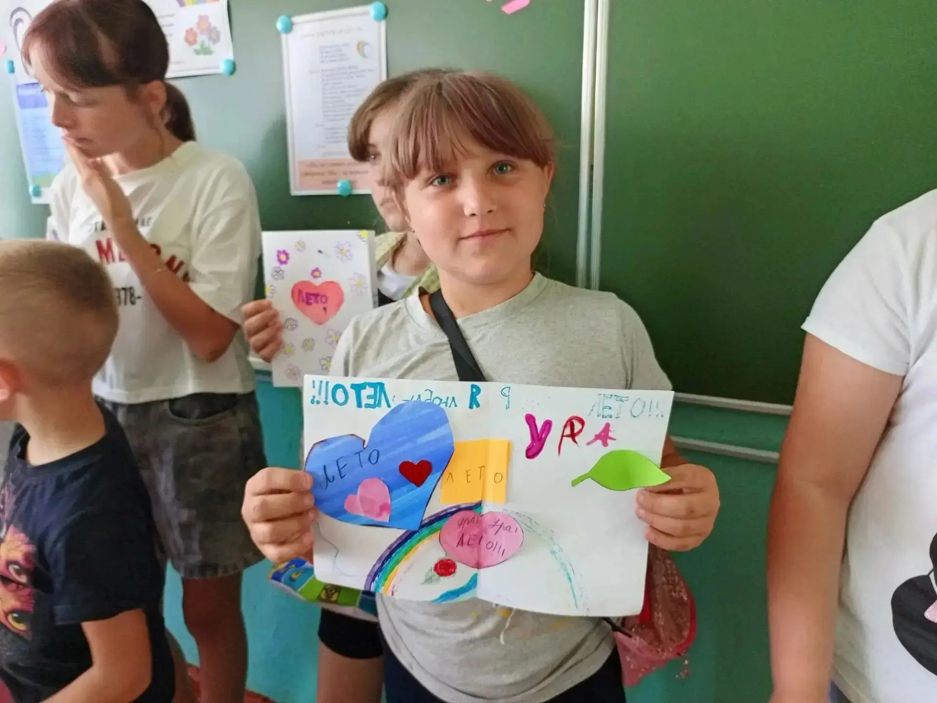 10 день, наполненный солнцем, песнями и творчеством! 😊
       Сегодняшнее утро в нашем лагере начал