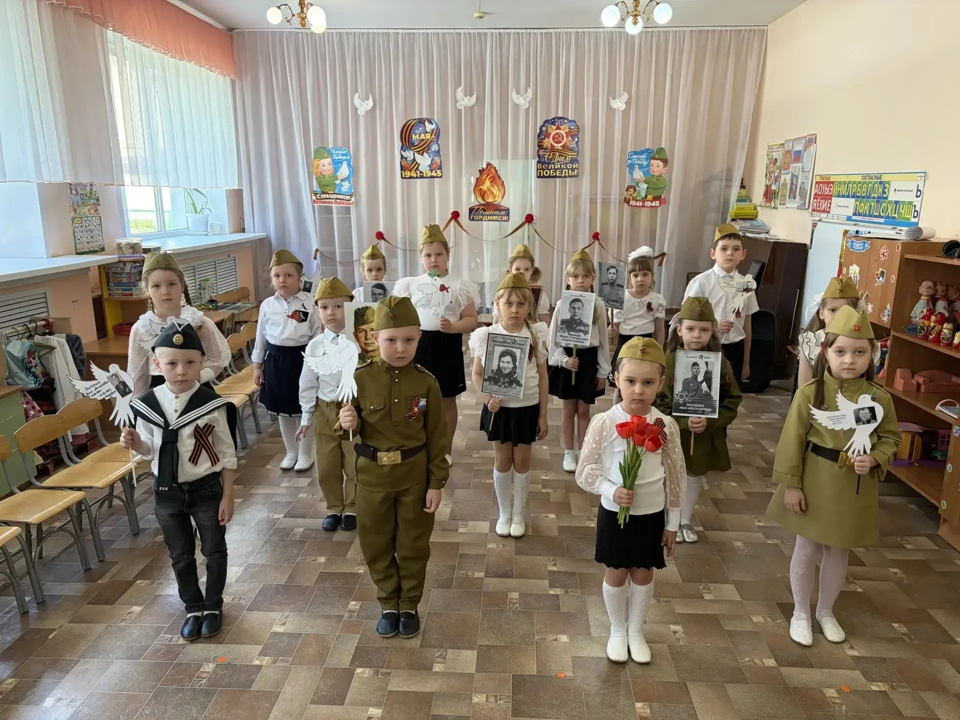 Утренник ко Дню Победы у наших старших дошколят группы "Солнышко" ( ул.Гражданская,23а)...