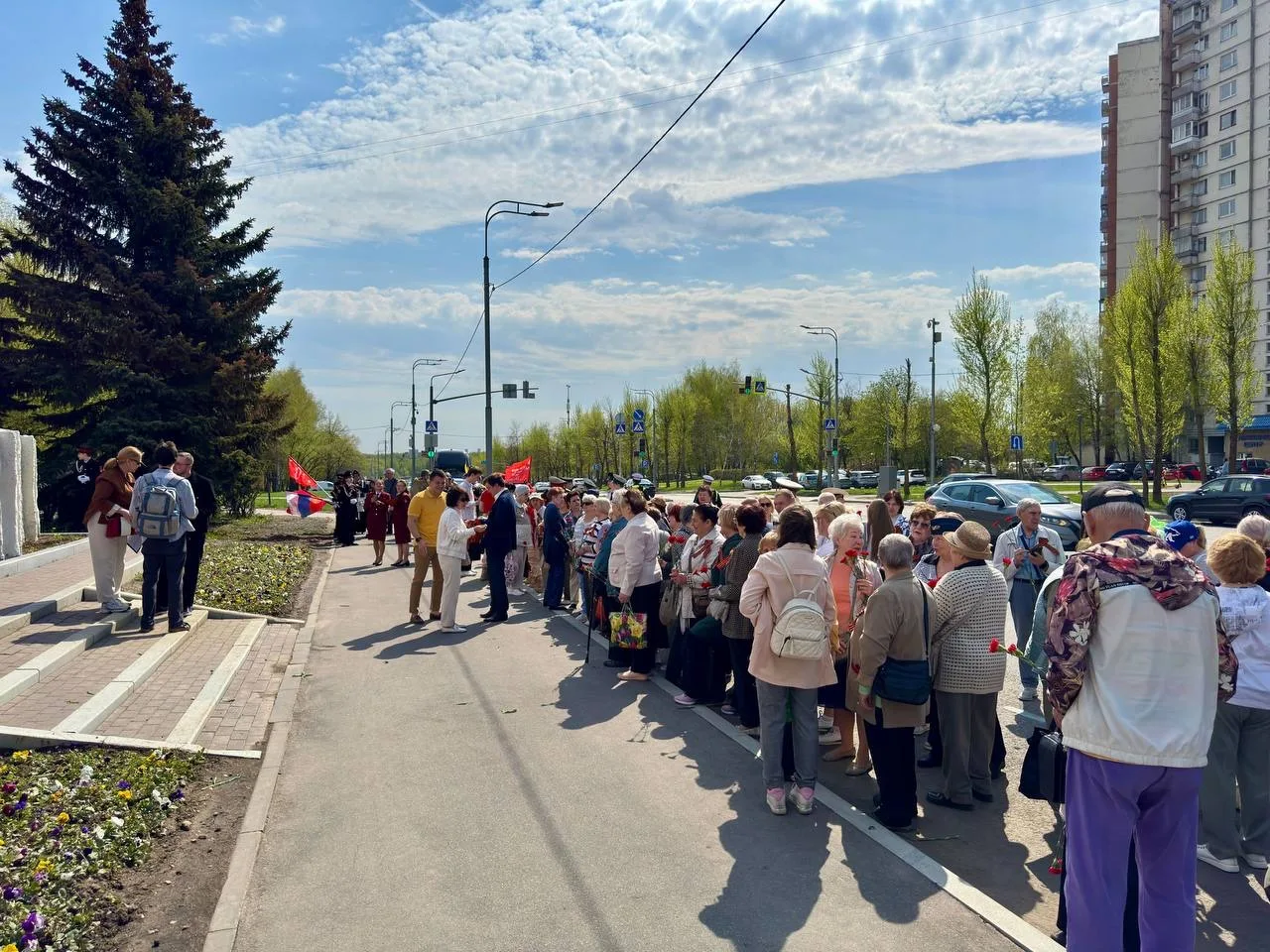 🇷🇺 Тропа памяти и славы  ⭐️В преддверии Дня Победы юнармейцы нашей школы присоединились к ежегодной 