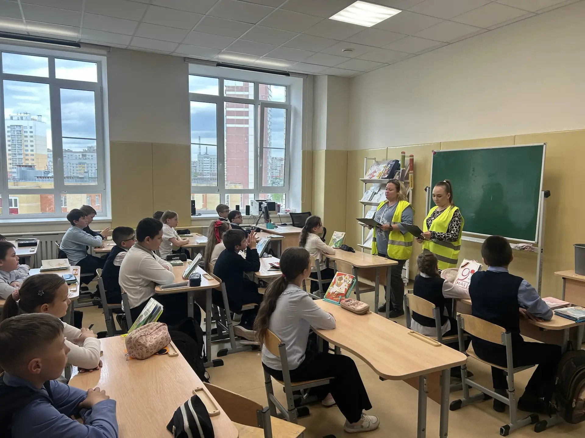 🚦 Профилактические минутки от отряда ЮИД 🛴🚲  Наш отряд юных инспекторов движения "Максимус" завершил