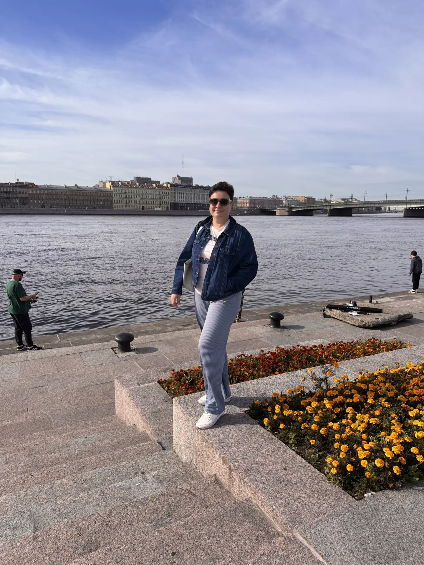 Сегодня мой сын отправился в Санкт-Петербург. Его ждёт студенческая жизнь. Выбрал специ...