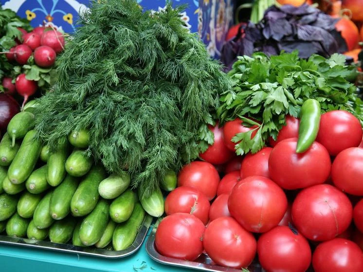 🍅 С 30 мая ввоз томатов, огурцов, перцев и клубники из Армении в Россию ограничат