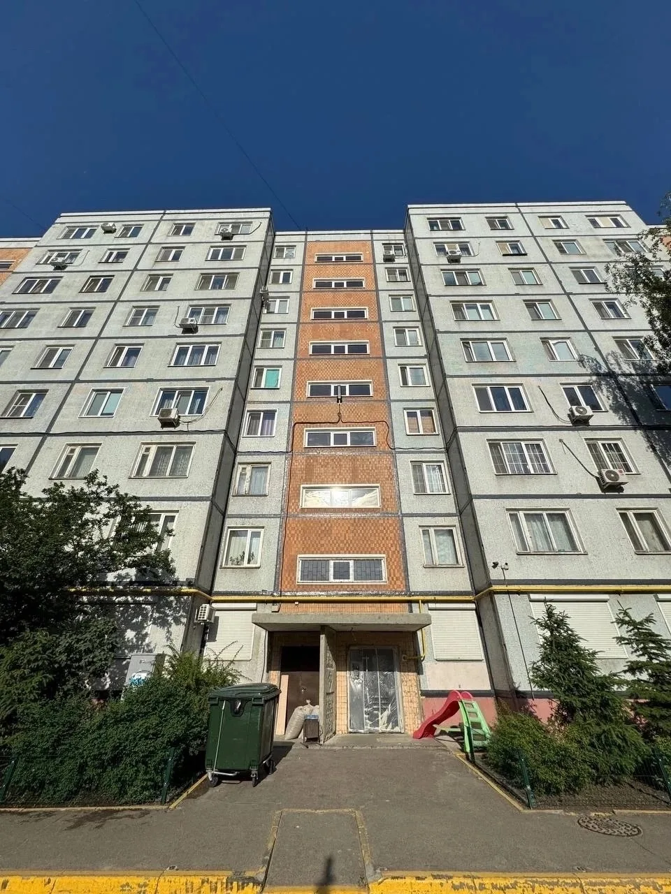 Гидроизоляция швов полиуретановой мастикой 

Полиуретановая гидроизоляционная мастика — это полимерн