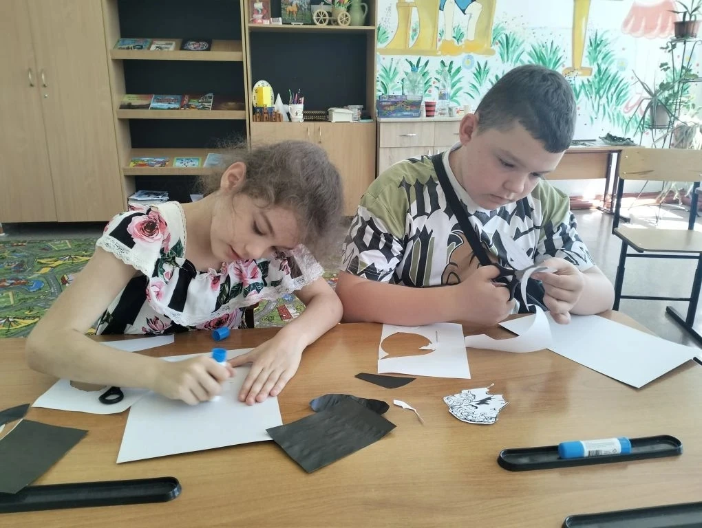 📅 Пятый день в лагере дневного пребывания!

У нас был «День русского языка»! 

6 июня в день рожден