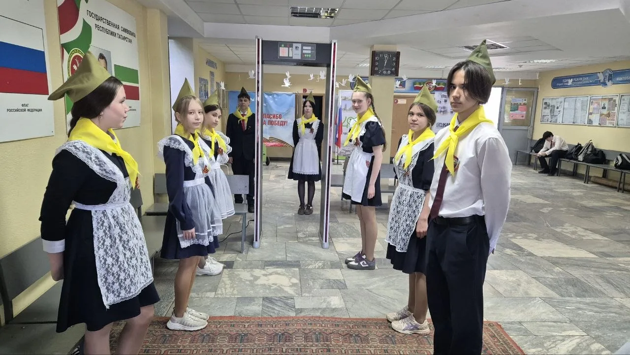 ✨💐На праздничный концерт, приуроченный к 9 мая были приглашены наши уважаемые учителя,...