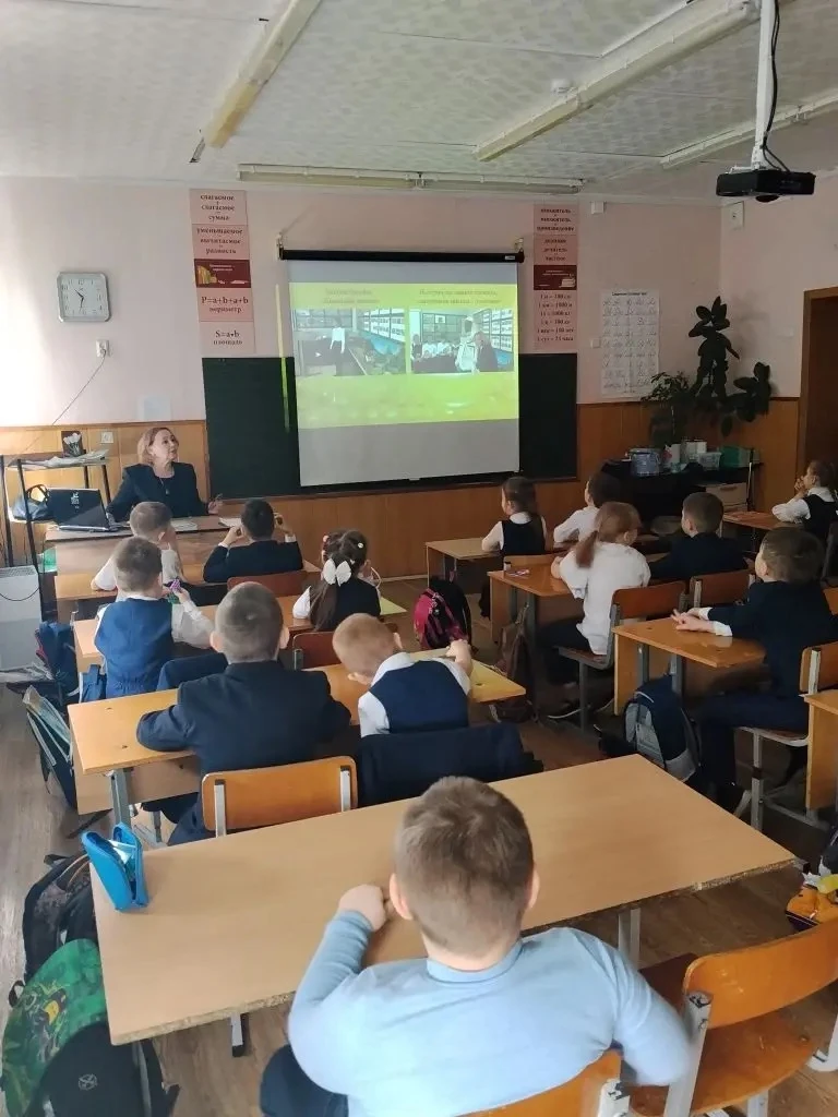 🐝 Классный час «Пчеловодство» для 1 и 3 классов