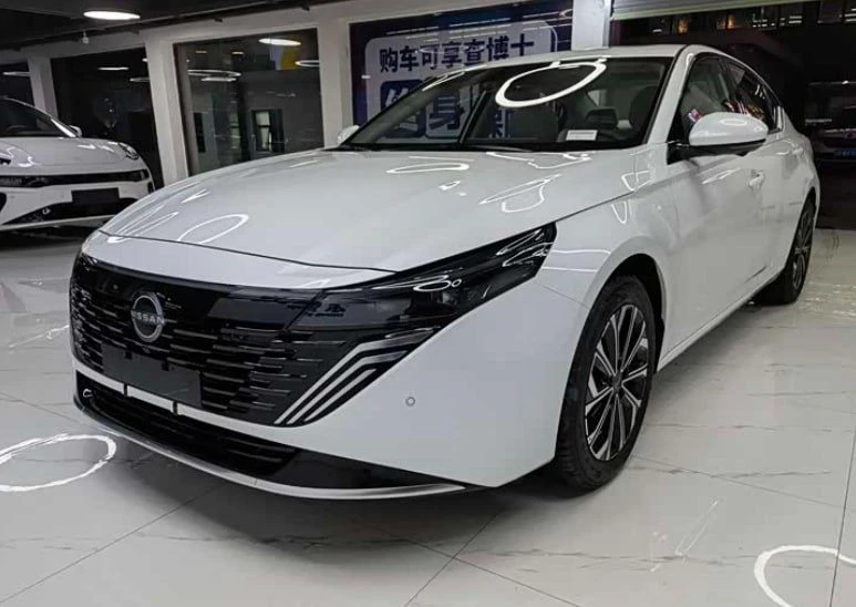 Nissan Teana

Пробег: 0 км
Двигатель: 2.0 / 156 л.с.
Привод: передний
Год: 2026

Комплектация:
Мульт