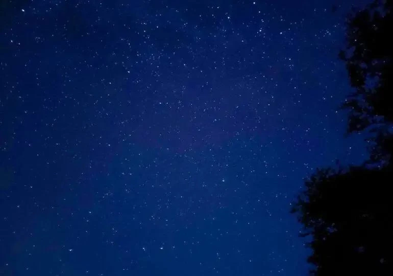 💫 Сызранцы увидят метеорный поток Дракониды в ночь на 9 октября