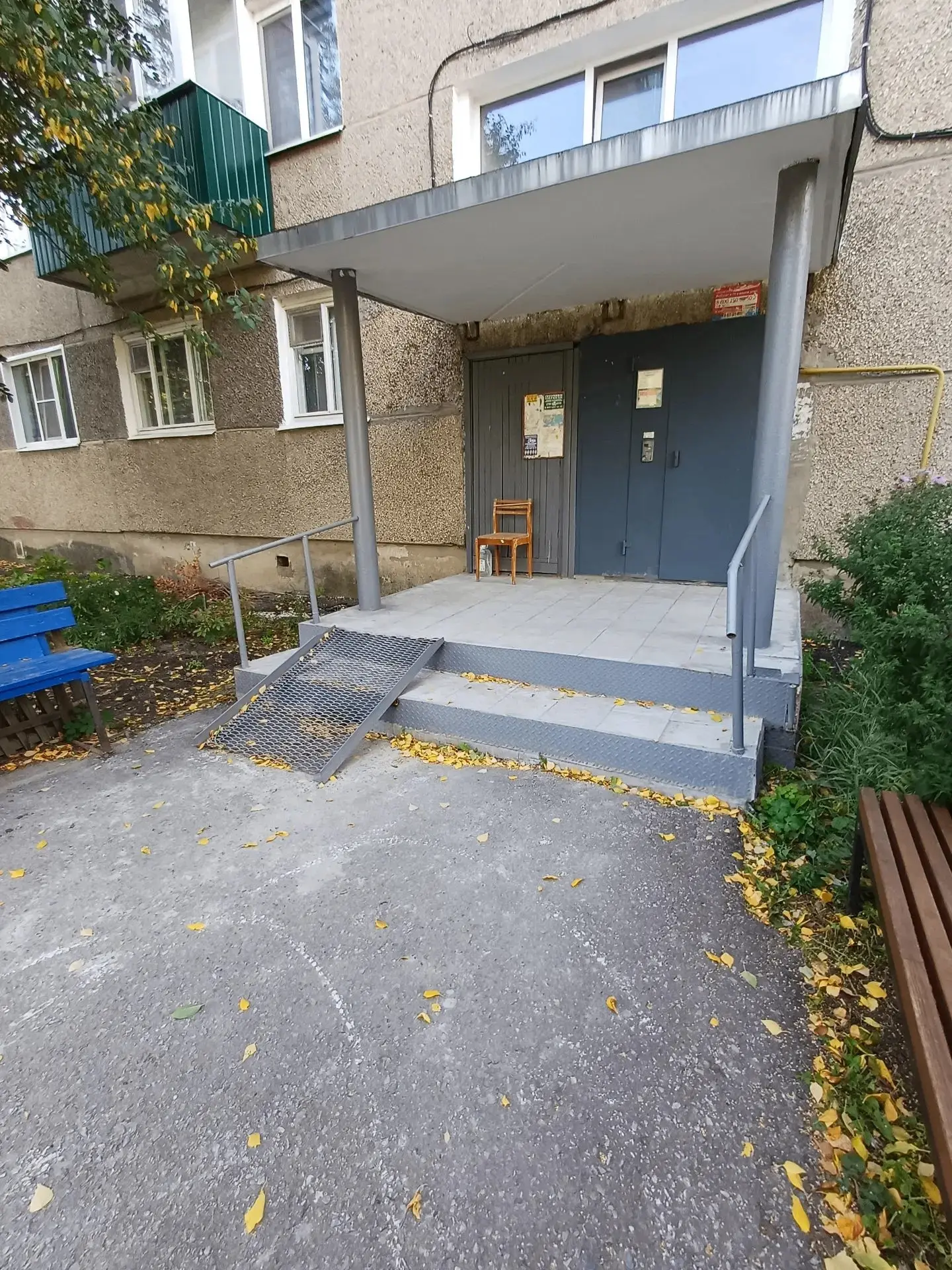 🏡 Закончили ремонт входных групп на Ухтомского, 83.