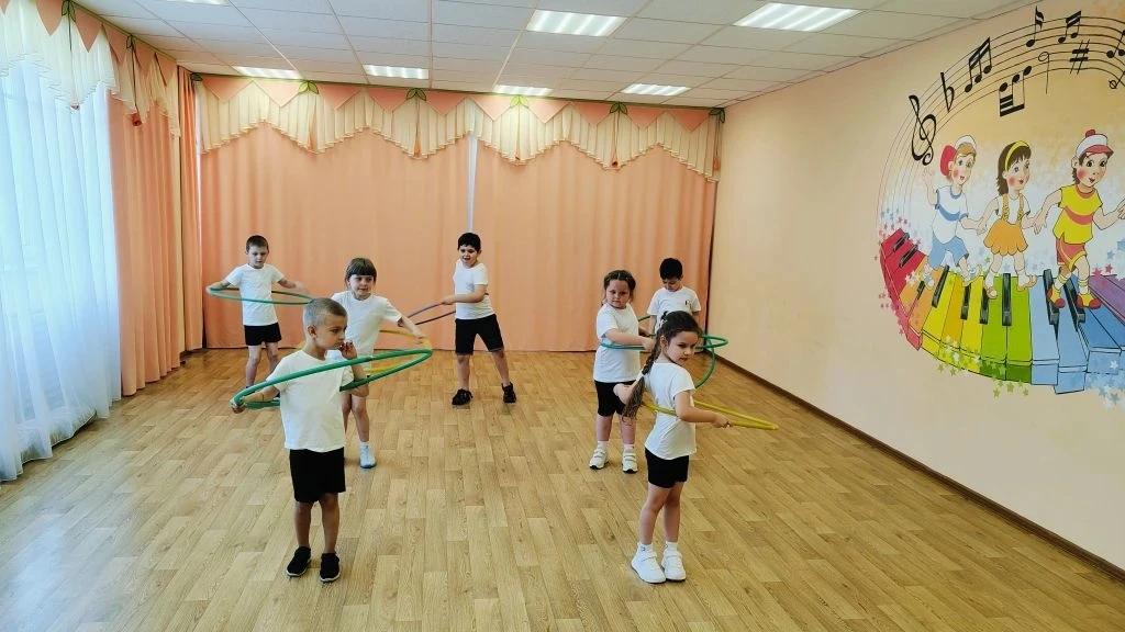 Спортивно — оздоровительный час «Здоровей — ка»: заряд бодрости и отличного настроения 🥳 🤸‍♀️

В н