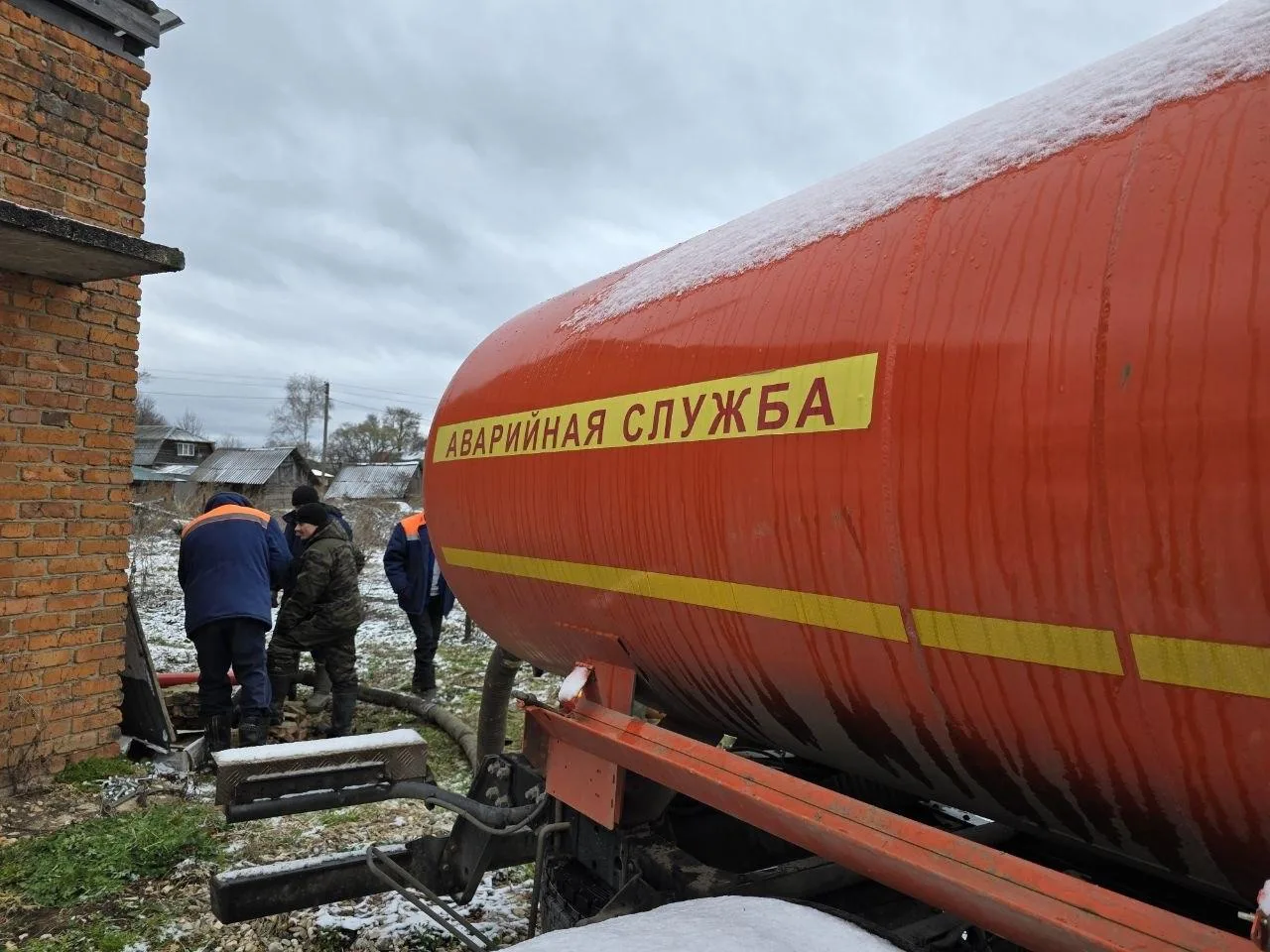 В Можайском округе обновили пожарные гидранты в трёх населённых пунктах – Лыткино, Бори...