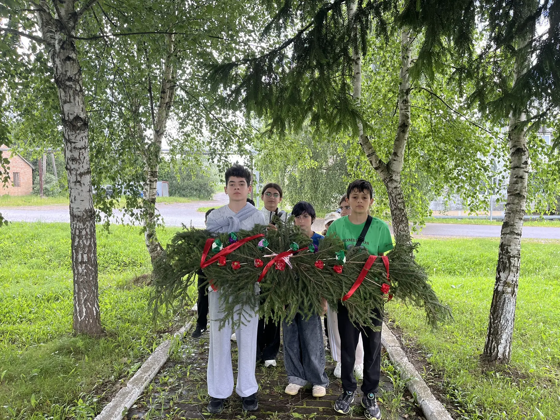 22 июня, наша страна вспоминает одну из самых трагических дат в истории — День памяти и скорби. Ровн